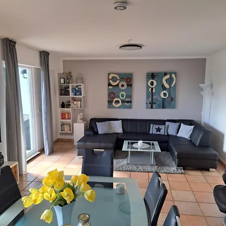 Ferienhaeuser Rhoen - Haus Natalie & Haus Helene 度假居 Hausen