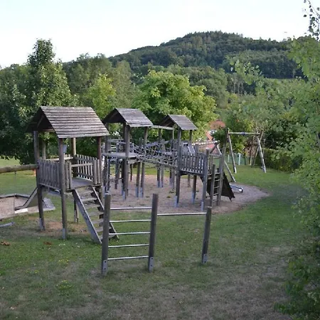 Ferienhaeuser Rhoen - Haus Natalie & Haus Helene 度假居